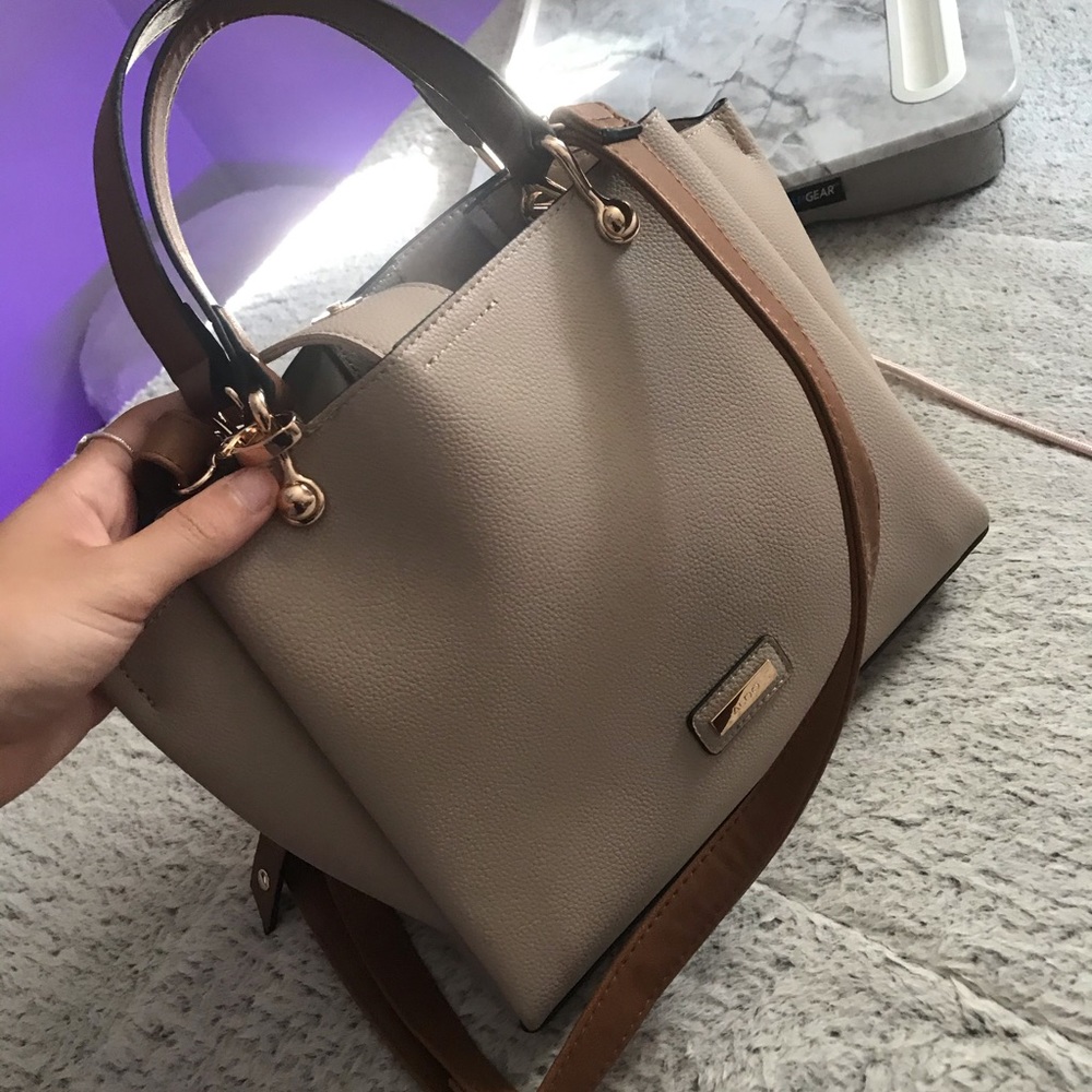 Aldo Women’s Purse/shoulder/cross body bag